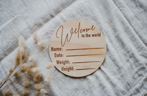 “Welcome to the world” birth announcement disk